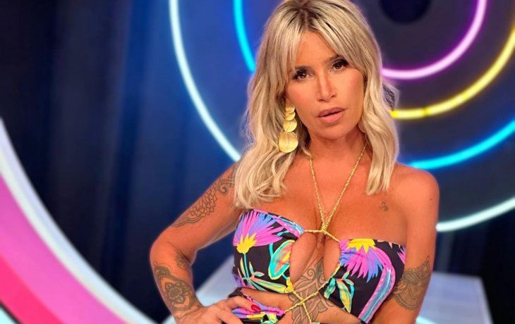 Flor Peña posó sin filtro y con diminuta bikini que cautivó a todos