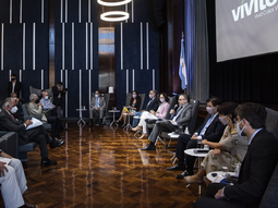 Los cinco ejes que acordaron Gobierno y empresarios sobre la cadena de precios de alimentos