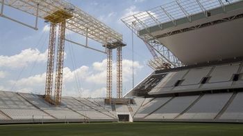 murio un obrero en el estadio de la inauguracion del mundial murio un obrero en el estadio de la inauguracion del mundial