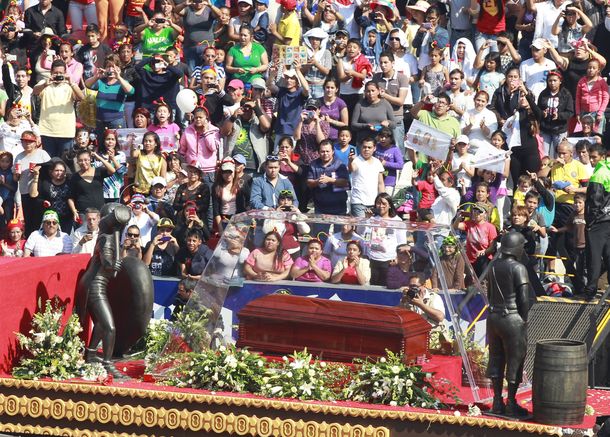 El emotivo adiós de México al Chavo del 8