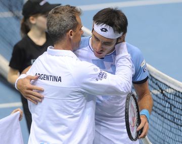 La victoria de Mayer para lograr el segundo punto de Copa Davis