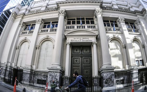 El Banco Central cruzó a Javier Milei tras recomendar no renovar plazos fijos
