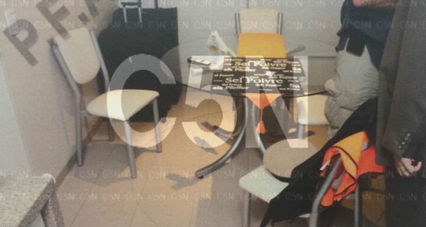 Una pericia develaría por qué no se halló pólvora en las manos de Nisman