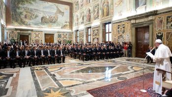 ¿como hizo el tula para entrar a la sala clementina? ¿como hizo el tula para entrar a la sala clementina?