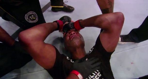 El desconsolado llanto de Anderson Silva tras su regreso triunfal a la UFC