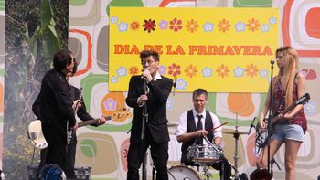 pipo cipolatti festejo el dia de la primavera en graduados pipo cipolatti festejo el dia de la primavera en graduados