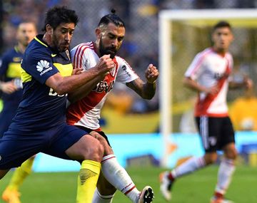 El increíble error en el afiche que promociona al Superclásico