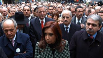 cristina kirchner, en twitter: amia, una vez mas, sin justicia ni verdad cristina kirchner, en twitter: amia, una vez mas, sin justicia ni verdad