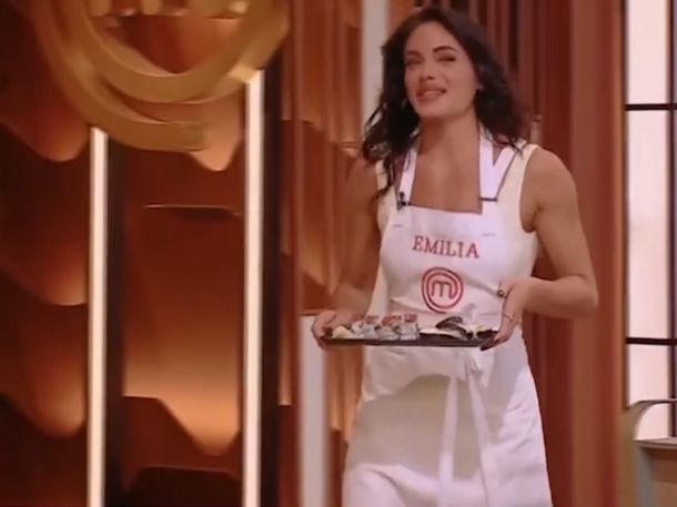 Tensión en MasterChef: Germán Martitegui cruzó con dureza a Emilia Attias por su sushi