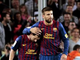 pique se emociono al agradecer un premio y messi se burlo de el pique se emociono al agradecer un premio y messi se burlo de el