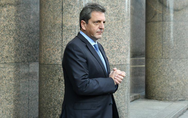 Massa se reúne hoy con gobernadores peronistas en otra muestra de respaldo