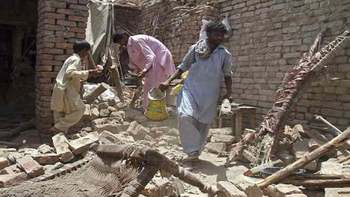 mas de 200 muertos y mas de 100 heridos por un terremoto en pakistan mas de 200 muertos y mas de 100 heridos por un terremoto en pakistan