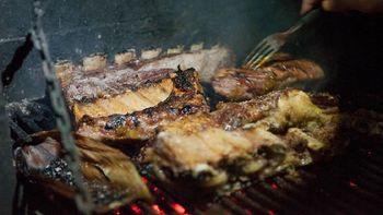 Un asado hecho por Fuegos de Oktubre Un asado hecho por Fuegos de Oktubre
