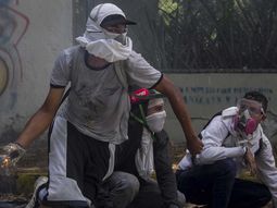 ascienden a 41 los muertos en venezuela por las protestas contra maduro ascienden a 41 los muertos en venezuela por las protestas contra maduro