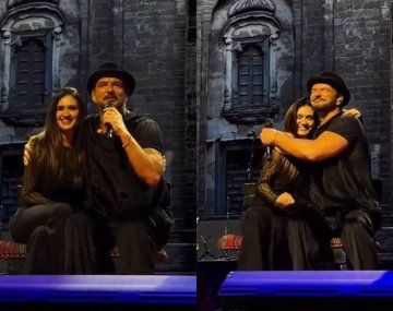 Ricardo Arjona junto a Momi Giardina.