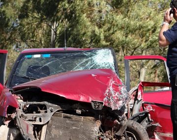 Un militar atropelló a su esposa y habría querido suicidarse en la ruta