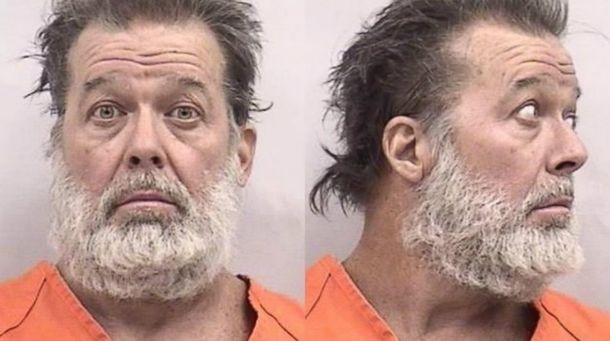 Identificaron al tirador que atacó una clínica de aborto y mató a tres personas