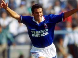 El delantero es un habitual crítico de la gestión actual del Cruz Azul