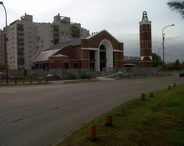 El cardenal mexicano llegó a Buenos Aires invitado por Francisco