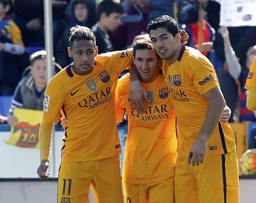 Barcelona derrotó como visitante al Levante y es más líder que nunca