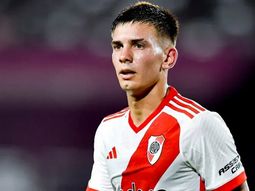 Tras la salida de Mastantuono, se conoció quién es el futbolista más caro de la Liga Profesional