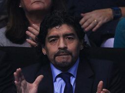 maradona: a riquelme le metieron fichas contra mi maradona: a riquelme le metieron fichas contra mi