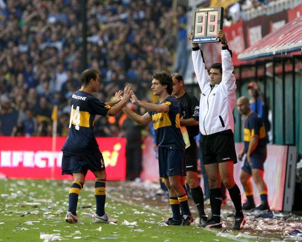 Guillermo entra por Palacio-Fotob