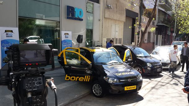 Radio 10 entregó el taxi en la Gran Final 2014