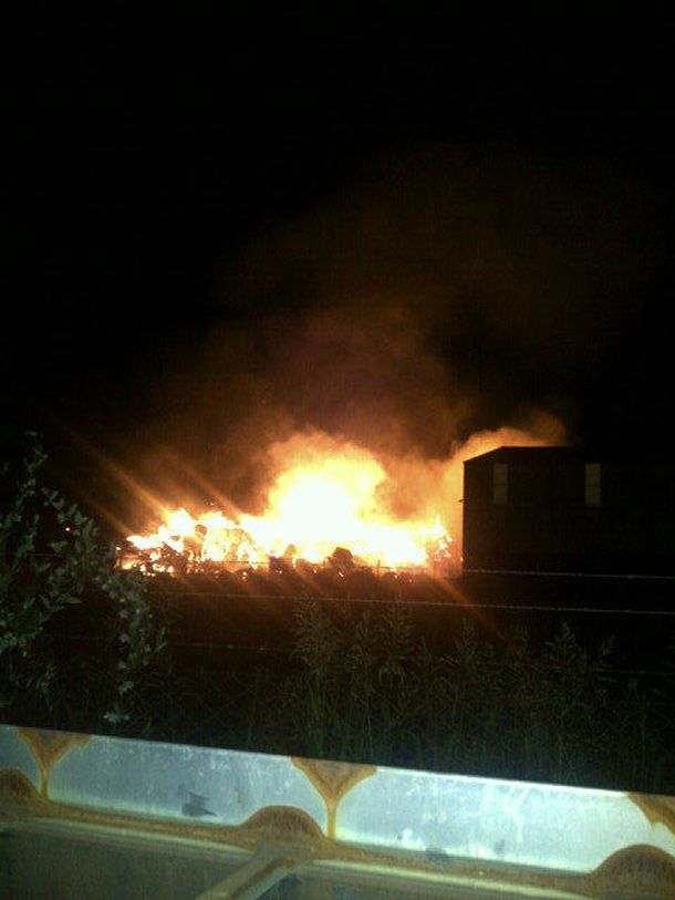 Un incendio reduce la visibilidad en la Panamericana