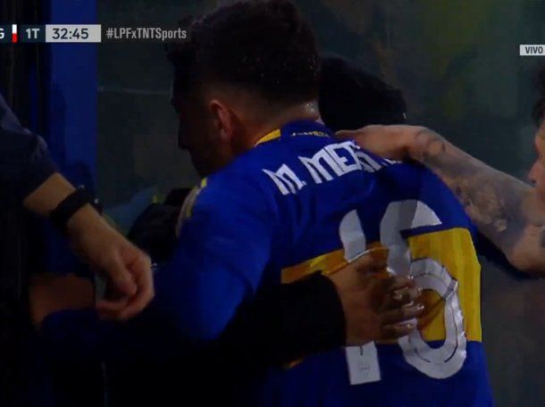 Video: Miguel Merentiel marcó el 1-0 de Boca ante Argentinos y ¡se abrazó con un policía!