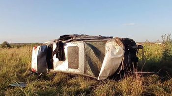 tragedia en la ruta 36: una joven mama murio y sus hijos quedaron heridos por el vuelco de un auto tragedia en la ruta 36: una joven mama murio y sus hijos quedaron heridos por el vuelco de un auto