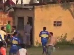 Un partido en Clorinda, Formosa, terminó en una golpiza a policías y el árbitro Un partido en Clorinda, Formosa, terminó en una golpiza a policías y el árbitro