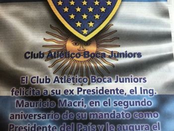 Boca saludó a Macri por sus dos años de mandato y la hinchada destrozó al club