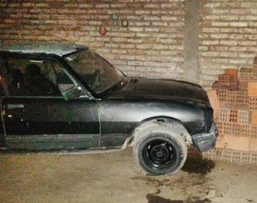 Atropelló a su mujer cuando le daba indicaciones para entrar el auto