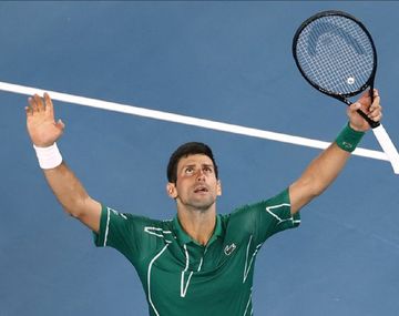 Djokovic derrotó a Thiem y se coronó campeón por octava vez en el Abierto de Australia