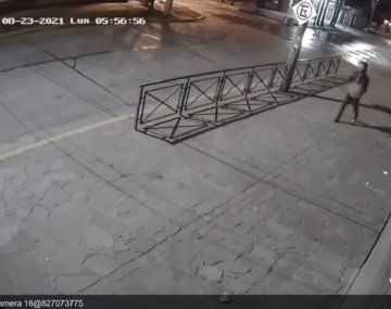 Misterio por el femicidio en Moreno: la víctima y el asesino siguen sin ser identificados