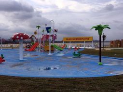 La falsa pileta ya está despintada