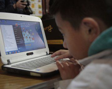 Computadora del Plan Sarmiento de la Ciudad de Buenos Aires