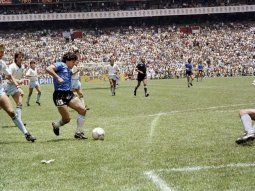 #GritaloporD10S A las 16.09 Argentina salió a gritar otra vez el gol de todos los tiempos