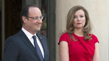 Francois Hollande y su esposa Valerie Trierweiler Francois Hollande y su esposa Valerie Trierweiler