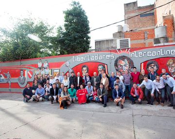 El mural Una Línea Roja de Independiente