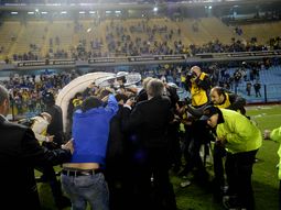 la conmebol redujo la sancion a boca por el escandalo del gas pimienta la conmebol redujo la sancion a boca por el escandalo del gas pimienta