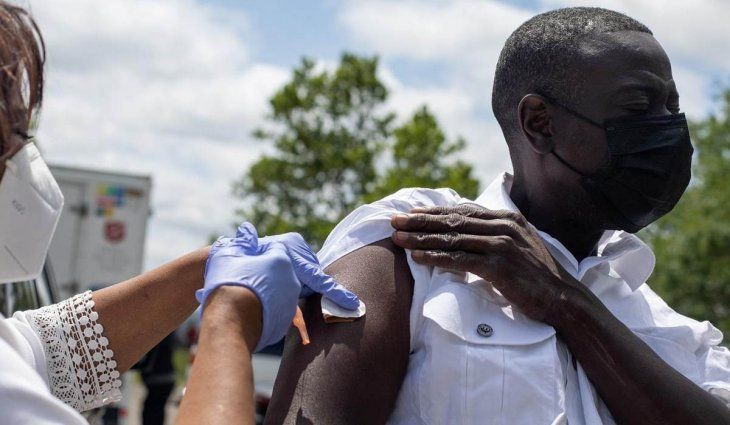 Fuerte rechazo de la OMS ante la aplicación de la tercera dosis en EEUU: Es una burla a la equidad