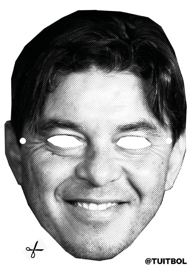 La mascara de Marcelo Gallardo que publicaron en Twitter