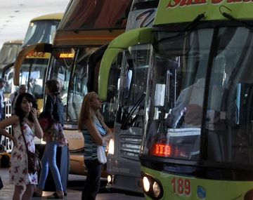 Las empresas de micros advierten por posibles despidos antes de fin de año