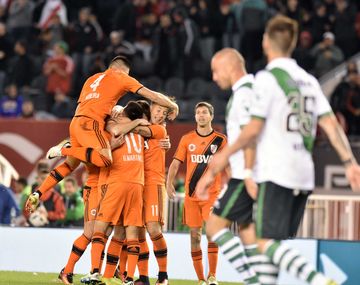 River se floreó ante Banfield y arrancó goleando