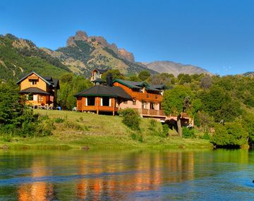 El pueblo con paisajes increíbles al que se accede por camino de montaña.