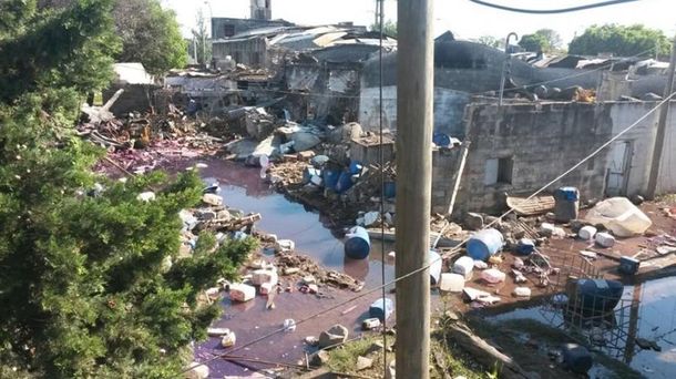 Mirá el enorme cráter que dejó la explosión de la fábrica en Córdoba