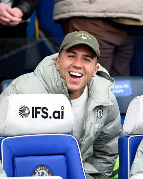 Enzo Fernández, presente en el Stamford Bridge pese a la sanción del Chelsea