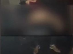 Captura del video viral en el que una pareja tiene sexo frente a unas 25 personas que hasta la filmaron Captura del video viral en el que una pareja tiene sexo frente a unas 25 personas que hasta la filmaron